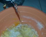 Foto langkah ke 3 dari resep Wingko Pisang Teflon.