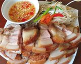 Hình bước làm 3 của món Heo chiên da giòn