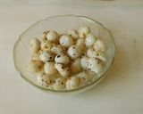 A picture of step 1 of LOTUS SEED payasam.