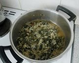 Φωτογραφία βήματος 4 της συνταγής Σπανακόρυζο με κρόκο Κοζάνης