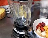 A picture of step 1 of Classic Mixed Fruit Juice.