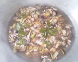 Foto langkah ke 1 dari resep Tumis Pedas Jantung Pisang Ikan Asin.