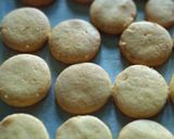 A picture of step 5 of Osmania biscuits.