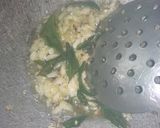 A picture of step 2 of Tomato tadka.