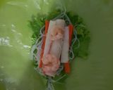 Foto langkah ke 3 dari resep Vietnam spring roll.