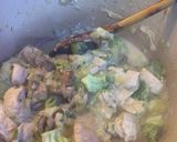 A picture of step 3 of Chicken, leek and mushroom pie.