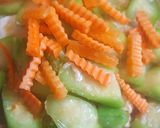 รูปขั้นตอนการทำที่ 3 ของ บวบผัดไข่