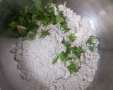 ઘઉં બાજરી ની ભાખરી(ghvu bajari recipe in Gujarati) રેસીપી સ્ટેપ1ફોટો