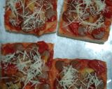 Foto langkah ke 3 dari resep Pizza roti tawar.