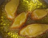 Foto langkah ke 3 dari resep Pisang molen simple.