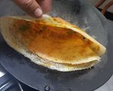 A picture of step 2 of Schezwan pav bhaji dosa.