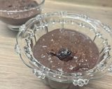 Kakaós-áfonyás zabkása reggelire recept fázis 2 fotója