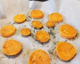 Foto del passaggio 2 della ricetta Patata Dolce con Brie e Cipolla Caramellata 🍠🧅🧀