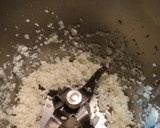 Foto del paso 1 de la receta: Pollo en pepitoria con thermomix