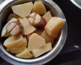 રીંગણ બટેટા નું શાક(Ringna Potato Shak Recipe in Gujarati) રેસીપી સ્ટેપ1ફોટો