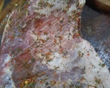 Foto del paso 2 de la receta: Asado a la parrilla de pecho y colita especiadas