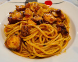Foto del paso 7 de la receta: Espaguetis con pulpo al ajillo y salsa de tomate