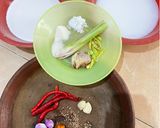 Foto langkah ke 1 dari resep Gulai Daun Singkong.