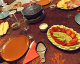 Foto del paso 2 de la receta: Ensalada de dos ingredientes con salsa de yogur y pimienta rosa para gratinados de queso