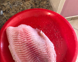 Foto del paso 1 de la receta: Filete de pescado al mojo de ajo 🐟