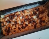 Foto del passaggio 7 della ricetta Plumcake con banane, pere e cioccolato fondente (senza glutine e uova)