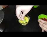 A picture of step 7 of Mango custard.