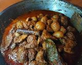 Foto langkah ke 6 dari resep Rendang Daging Hitam Baby Potato.