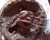 Foto del paso 4 de la receta: Torta de trufa y frambuesa