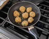 Foto del paso 3 de la receta: Spaghetti con albóndigas de lentejas (vegano)
