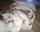 Foto del paso 4 de la receta: Pan dulce!! Súper esponjosos de harina con levadura!!!🌲⭐⭐