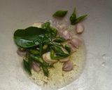 Foto langkah ke 2 dari resep Oseng Pindang.