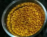 A picture of step 1 of Sprout & vegetables salad.
