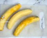 A picture of step 1 of Stuffed plantain.