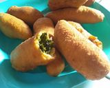 Foto langkah ke 8 dari resep Roti Goreng Daun Singkong.
