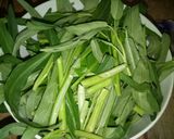 Foto langkah ke 1 dari resep Tumis Kangkung Simple.