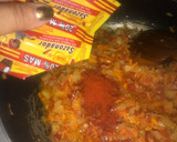 Foto del paso 4 de la receta: Guiso de salchichas con longaniza ahumada