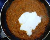 A picture of step 7 of Prawn Butter Masala.