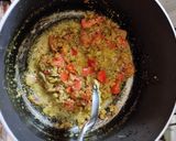 A picture of step 3 of Bhogi chi bhaji.