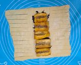 Foto langkah ke 3 dari resep Pastry Banana Chocolate.