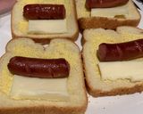 Foto langkah ke 3 dari resep Roti Sosis Keju bekal sarapan praktis.
