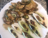 Foto del paso 5 de la receta: Arroz de Calçots al Romesco