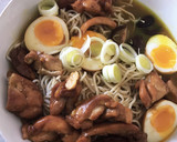 Foto del paso 6 de la receta: Ramen noodles y pollo con curry rojo