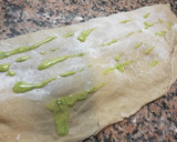 Foto del paso 4 de la receta: Calzone de jamón y queso al pesto