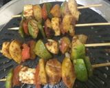A picture of step 3 of Tandoori fruits and vegetables chaat.