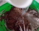 Foto del paso 4 de la receta: Bizcochuelo de chocolate 🍫 SÚPER FÁCIL