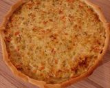 Une image de l'étape 5 de Quiche aux poireaux, carottes et poulet.