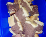 A picture of step 3 of Zebra cake.