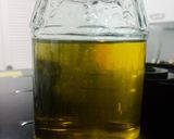 Gambar langkah 5 resipi Infusion Liquid Gold (Minyak Aroma).