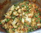 Methi Matar Aloo curry recipe step 4 photo