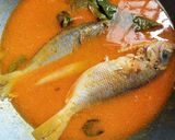 Foto langkah ke 3 dari resep Ikan ekor kuning kuah kuning.